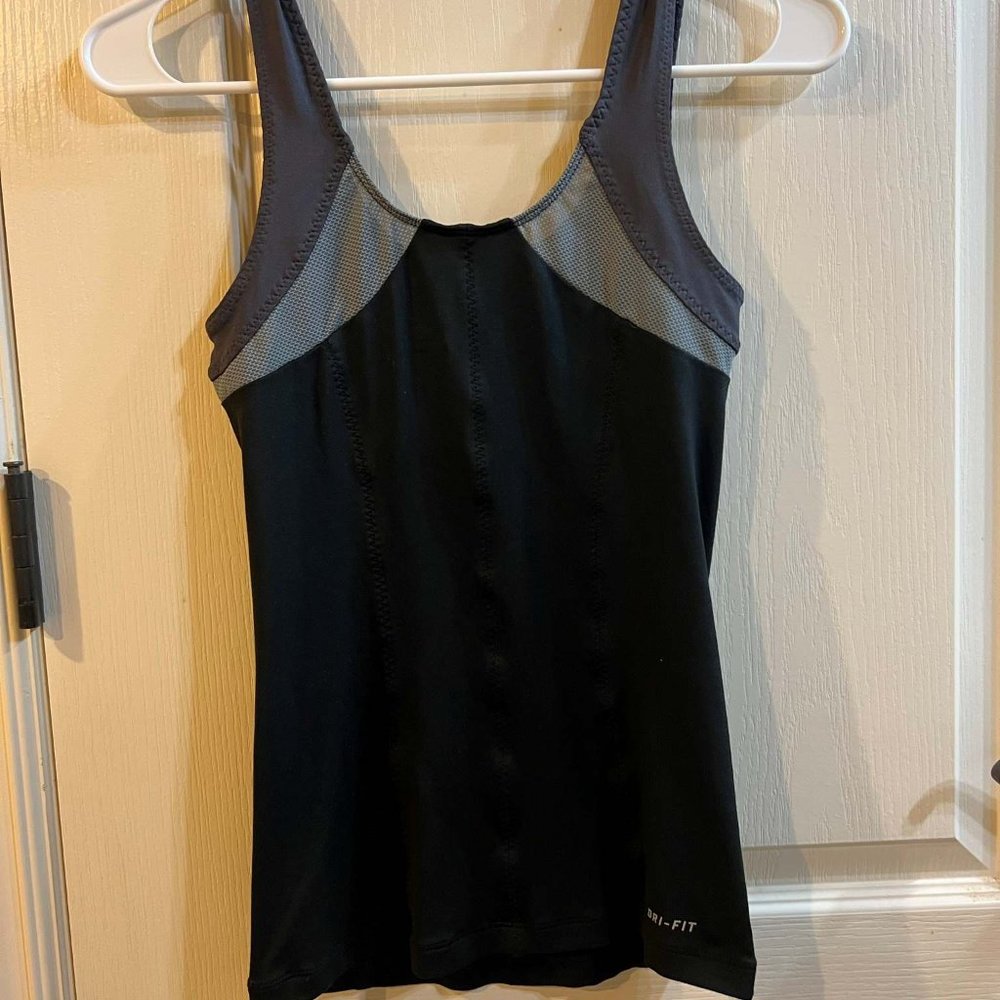 Nike Tennis Top - Picture 2 of 4